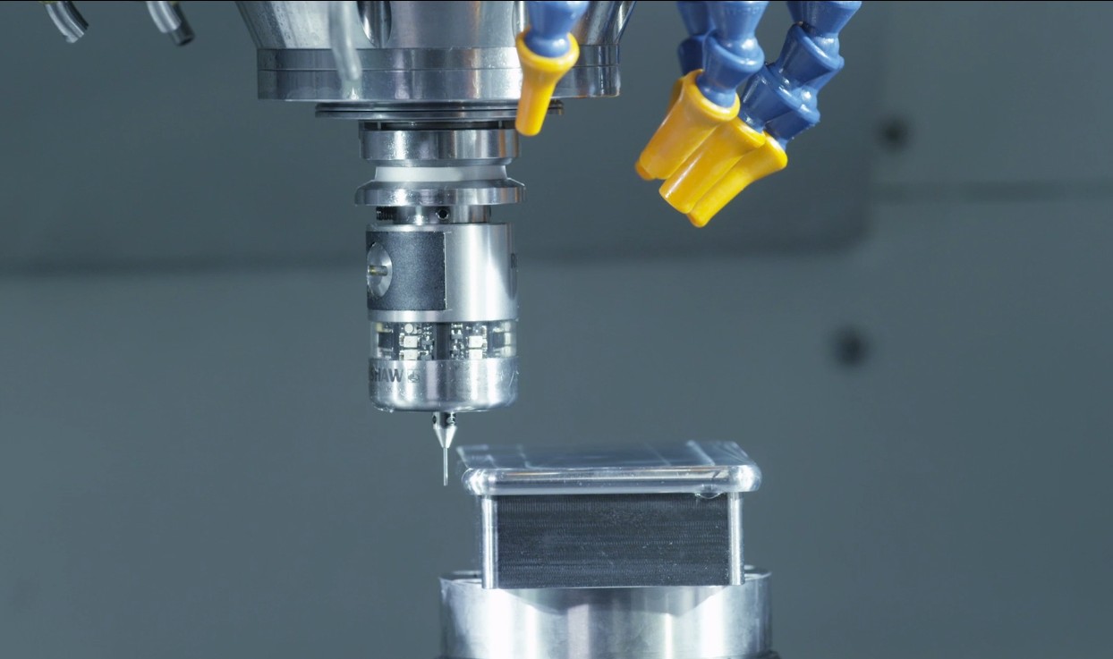 北京精雕專訪 0.1μ進(jìn)給、1μ切削、nm級(jí)表面效果，中國(guó)制造如何實(shí)現(xiàn)？